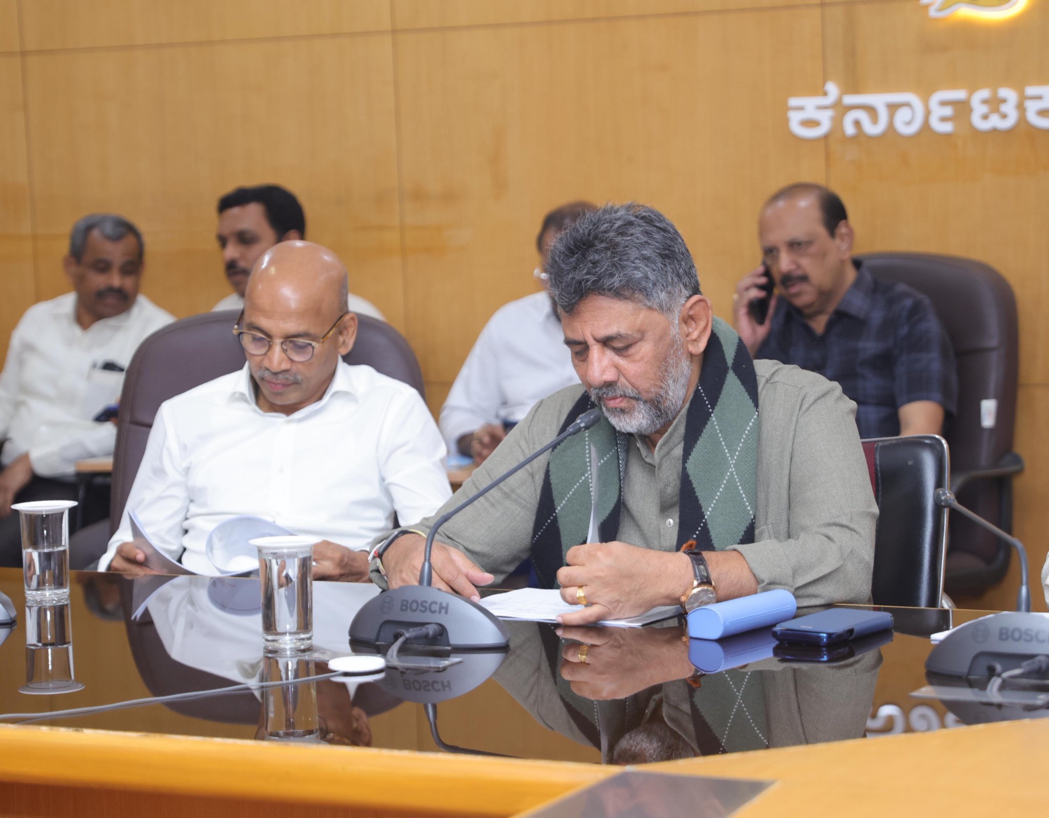 ವಿಶ್ವವಿದ್ಯಾಲಯಗಳ ಆರ್ಥಿಕ ಸುಧಾರಣೆಗೆ ಸರ್ಕಾರಿ ಕಸರತ್ತು: ಡಿ.ಕೆ. ಶಿವಕುಮಾರ್ ನೇತೃತ್ವದಲ್ಲಿ ಮಹತ್ವದ ಸಭೆ