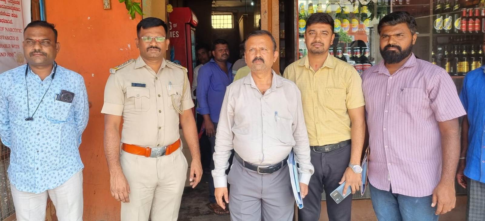 ತಂಬಾಕು ಮಾರಾಟಗಾರರ ಮೇಲೆ ದಾಳಿ; 33 ಪ್ರಕರಣ ದಾಖಲು