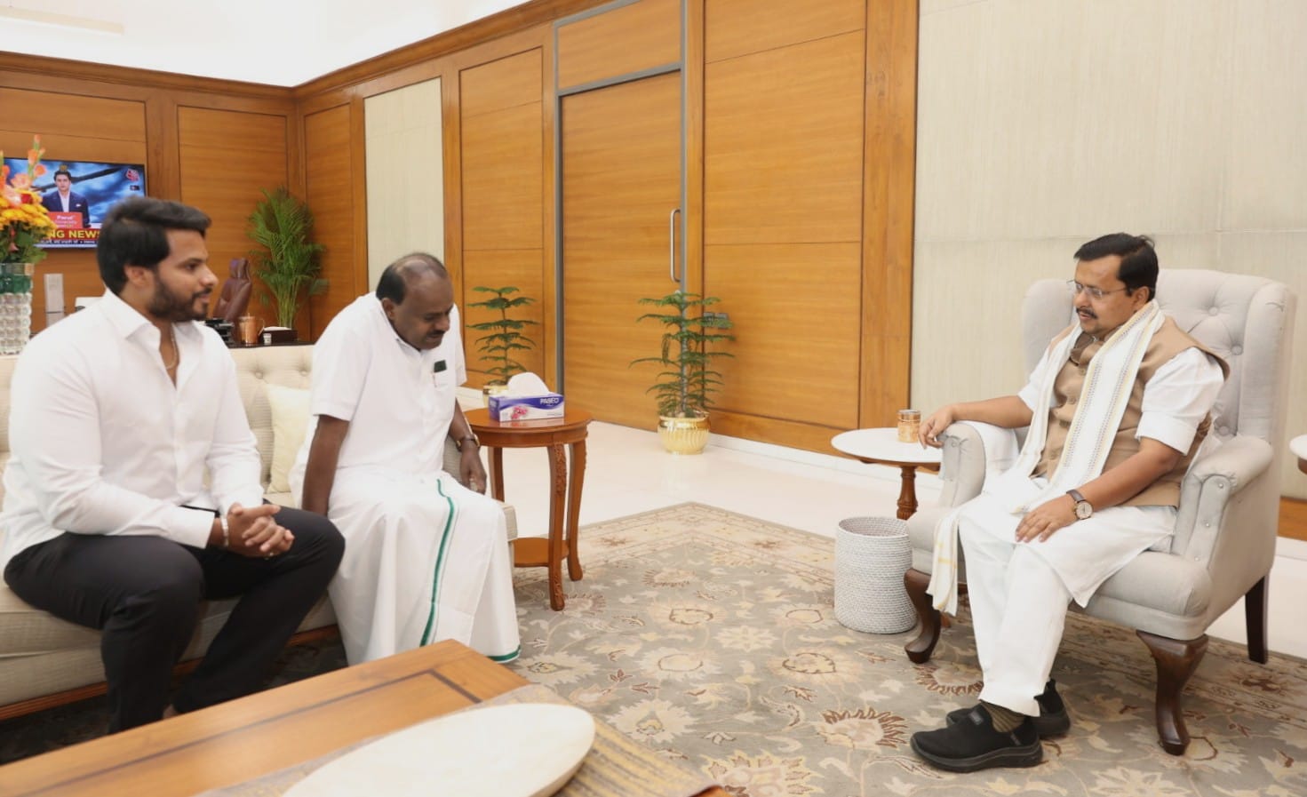 ಜೆಡಿಎಸ್ ಯುವ ಘಟಕದ ಅಧ್ಯಕ್ಷ ನಿಖಿಲ್ ಕುಮಾರಸ್ವಾಮಿ ಅವರಿಂದ ನಿತಿನ್ ನಬಿನ್ ಅವರಿಗೆ ಯುಗಾದಿ ಶುಭಾಶಯ