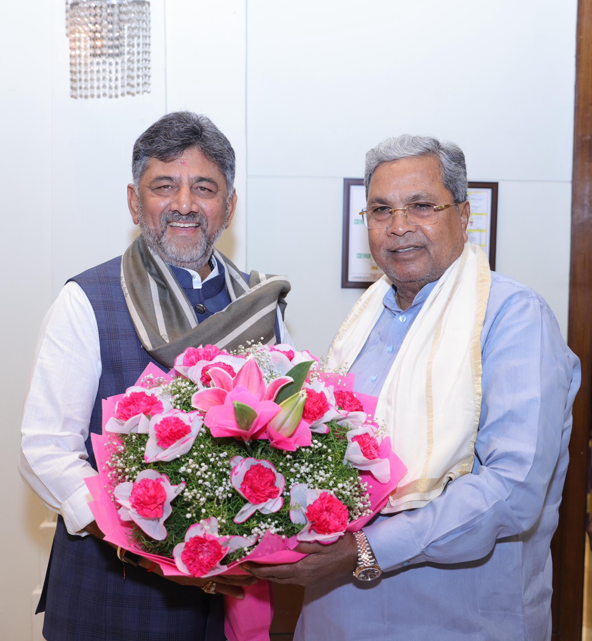 ಕೆಪಿಸಿಸಿ ಅಧ್ಯಕ್ಷ ಹಾಗೂ ಡಿಸಿಎಂ ಶಿವಕುಮಾರ್ ಗೆ ಅಭಿನಂದಿಸಿದ ಸಿಎಂ