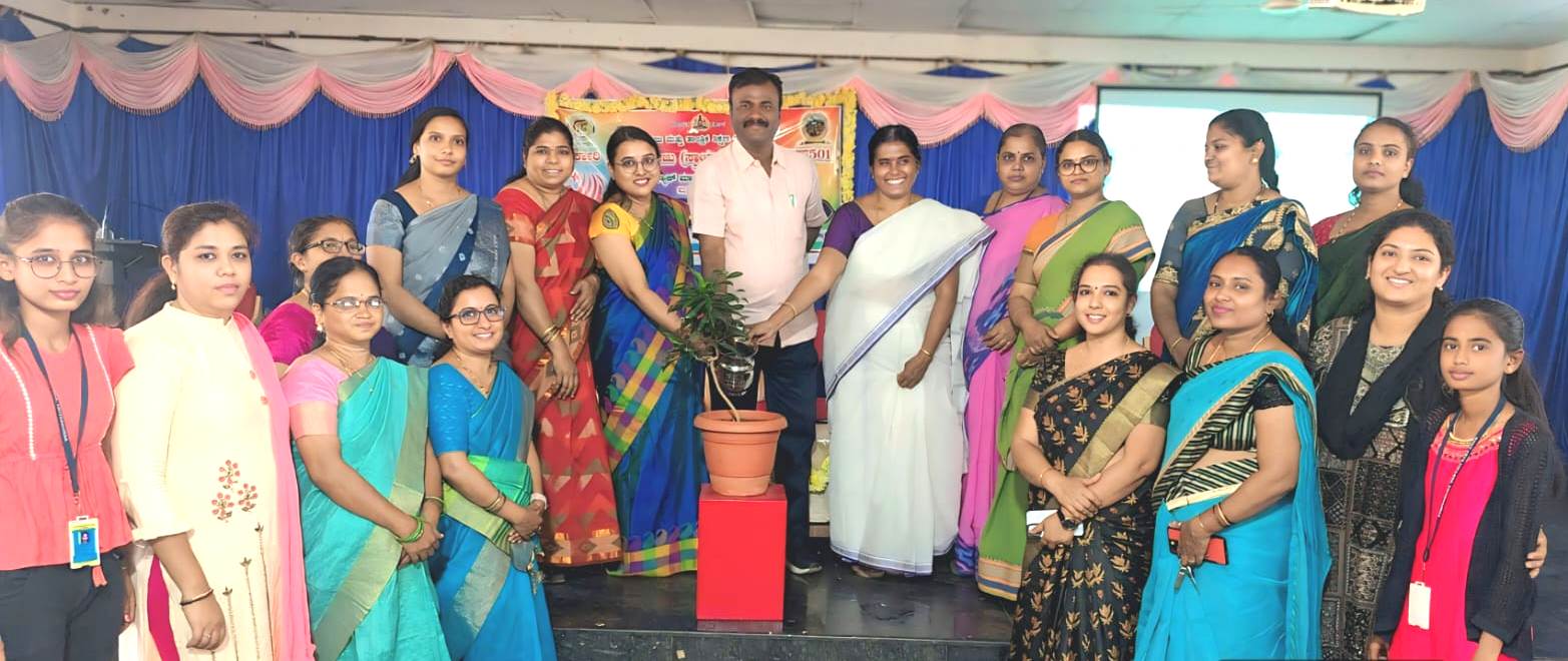 ಅರಿವಿನ ಕೊರತೆಯಿಂದ ಮಹಿಳೆಯರ ಆರೋಗ್ಯ ಸಮಸ್ಯೆ ಉಲ್ಬಣ-ಡಾ.ಕರಿಯಪ್ಪ ಮಾಳಿಗೆ