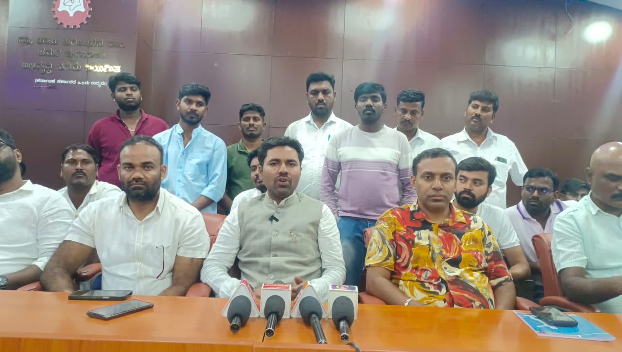 ಉಪ ಚುನಾವಣೆಯಲ್ಲಿ ಕಾಂಗ್ರೆಸ್‌ಗೆ ತಕ್ಕ ಪಾಠ; ಮಾದಿಗ ಯುವ ಸಮೂಹದ ಸಂಯೋಜಕ ಸಂಗಮೇಶ್