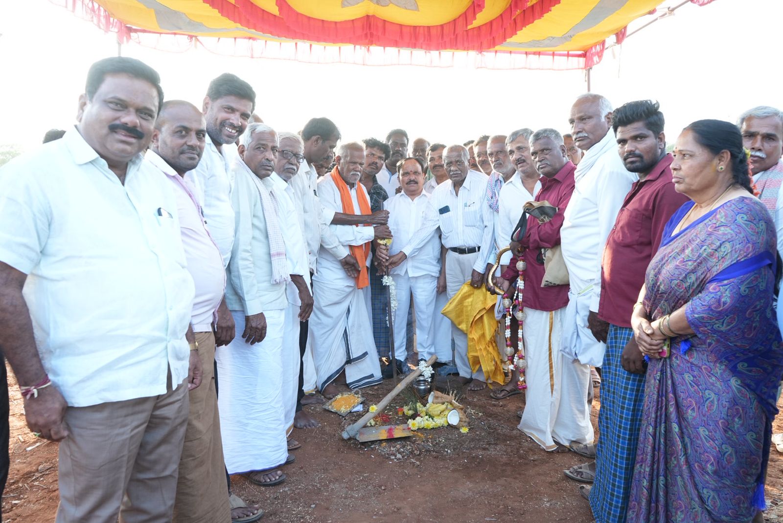 ಹರಿಯಬ್ಬೆ ಅಜ್ಜಿಕಟ್ಟೆಗೆ ನೀರು ಪೂರೈಕೆಯ ಸಂಪ್ ಗೆ ಭೂಮಿ ಪೂಜೆ ಮಾಡಿದ ಸಚಿವ ಸುಧಾಕರ್