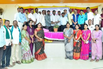 ಪತ್ರಿಕೆಗಳು ಸಮಾಜದ ಅಂಕುಡೊಂಕುಗಳನ್ನು ತಿದ್ದುವ ಕೆಲಸ ಮಾಡಿ ಜಾಗೃತಿಗೊಳಿಸುತ್ತಿವೆ:ರವೀಂದ್ರಪ್ಪ