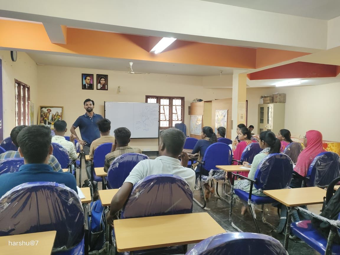 ಮಹಾತ್ಮಫುಲೆ ಅಧ್ಯಯನ ಕೇಂದ್ರದಿಂದ ಉಚಿತ ಬ್ಯಾಂಕಿಂಗ್ ತರಬೇತಿಗೆ ಅರ್ಜಿ ಆಹ್ವಾನ