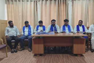 ಜಿಲ್ಲಾಧಿಕಾರಿಗಳ ಕಚೇರಿ ಎದುರು ಬೃಹತ್ ಪ್ರತಿಭಟನೆ