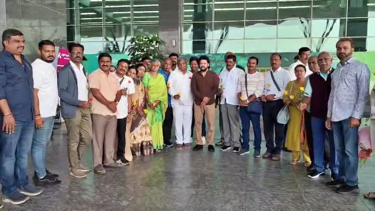 ದುಬೈನಲ್ಲಿ ಸಿಲುಕಿದ್ದ ಚಿತ್ರದುರ್ಗ ಬಳ್ಳಾರಿ ಪ್ರವಾಸಿಗರು ವಾಪಸ್