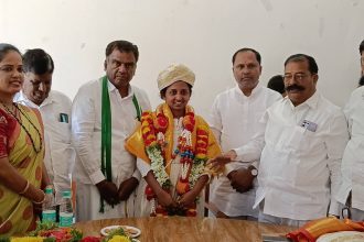 ಕಾಡುಗೊಲ್ಲ ಸಮಾಜದ ಕಾವ್ಯ.ಟಿ ಅವರಿಗೆ ಅದ್ಧೂರಿ ಸನ್ಮಾನ