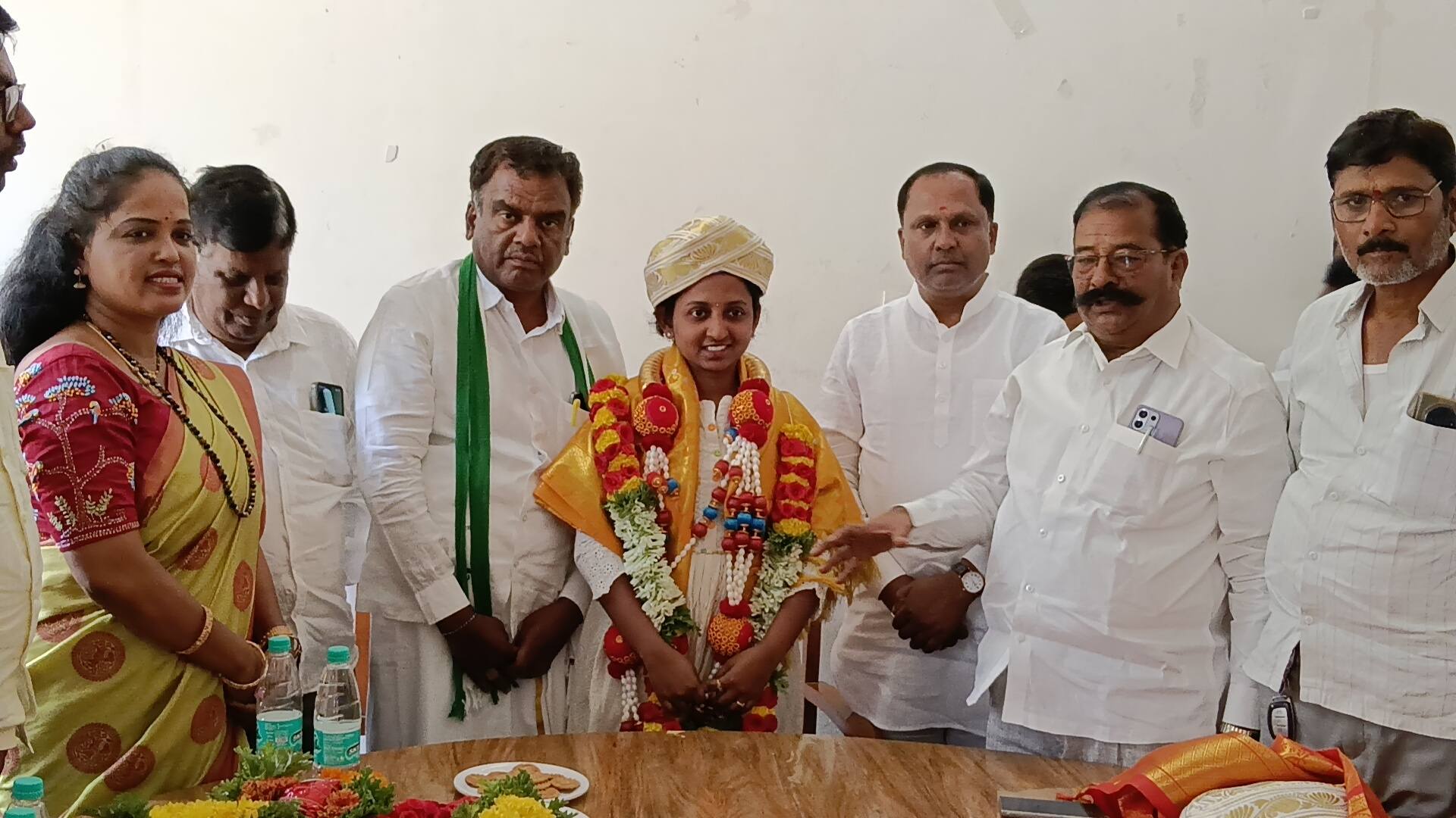 ಕಾಡುಗೊಲ್ಲ ಸಮಾಜದ ಕಾವ್ಯ.ಟಿ ಅವರಿಗೆ ಅದ್ಧೂರಿ ಸನ್ಮಾನ