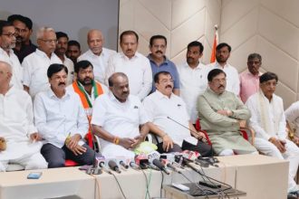 ​”ಯಾರಪ್ಪನ ಮನೆ ಹಣದಲ್ಲಿ ಗ್ಯಾರಂಟಿ ಕೊಡ್ತಿದ್ದೀರಿ?”: ರಾಜ್ಯ ಸರ್ಕಾರದ ವಿರುದ್ಧ ಹೆಚ್.ಡಿ. ಕುಮಾರಸ್ವಾಮಿ ವಾಗ್ದಾಳಿ