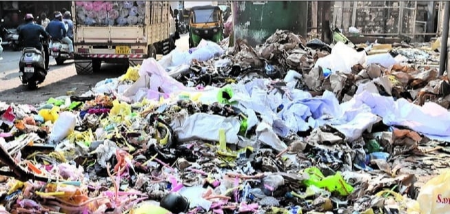 ಬೆಂಗಳೂರು ಈಗ ‘ಗಾರ್ಬೇಜ್ ಸಿಟಿ’: ಡಿಸಿಎಂ ವಿರುದ್ಧ ಅಶೋಕ್ ತೀವ್ರ ವಾಗ್ದಾಳಿ