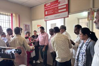 ಬಿಸಿಲ ಬೇಗೆಯಲ್ಲಿ ಕಂದಾಯ ಪಾವತಿಸಲು ಬಂದ ಸಾರ್ವಜನಿಕರಿಗೆ ‘ಮಜ್ಜಿಗೆ’ ಭಾಗ್ಯ: ನಗರಸಭೆಯ ಮಾನವೀಯ ನಡೆ