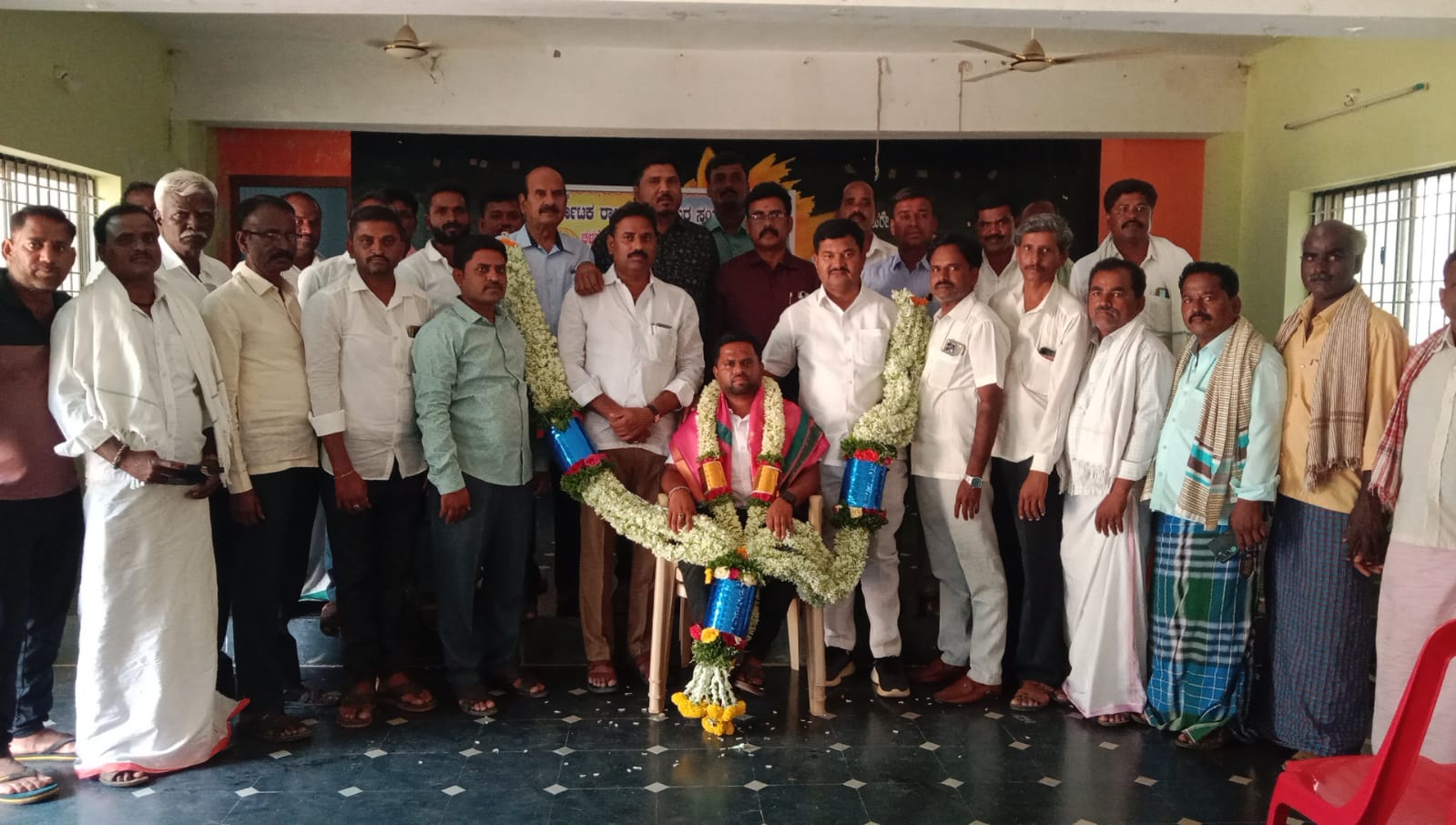 ಕಾಡುಗೊಲ್ಲ ಯುವ ಘಟಕದ ಅಧ್ಯಕ್ಷರಾಗಿ ಸಿದ್ದಾಪುರ ವೀರೇಶ್ ಅಧಿಕಾರ ಸ್ವೀಕಾರ