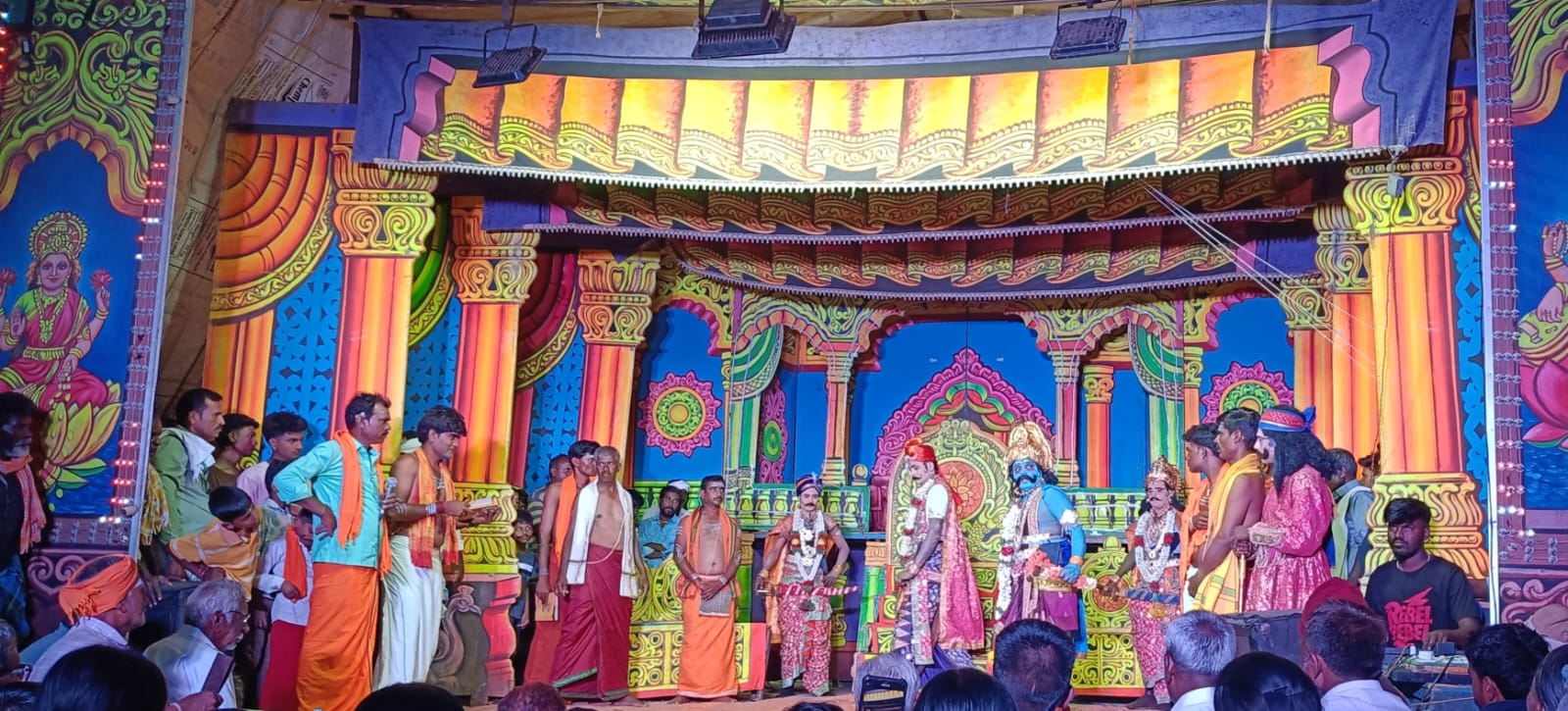 ಶ್ರೀಶನಿ ಮಹಾತ್ಮೆ ಎಂಬ ಸುಂದರ ಭಕ್ತಿ ಪ್ರಧಾನ ಪೌರಾಣಿಕ ನಾಟಕೋತ್ಸವ